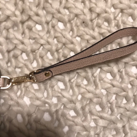 Michael Kors wristlet - Picture 3 of 4